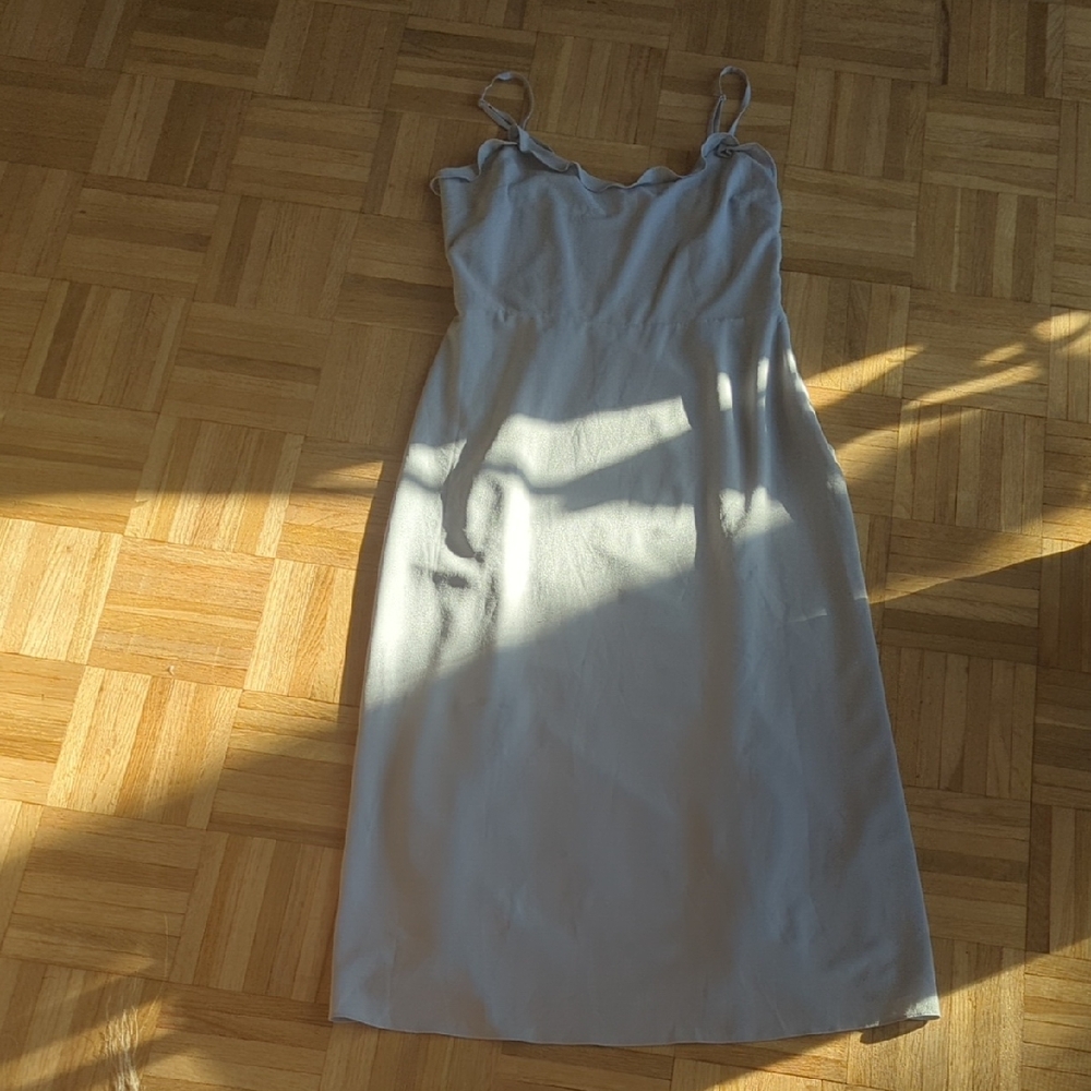 Wilfred Aritzia Light Gray Midi Dress